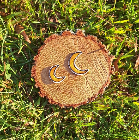 Moon patches - Picture 2 of 2